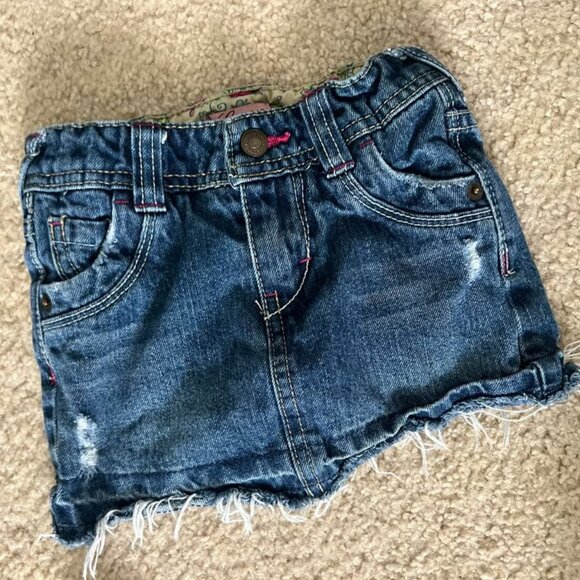 LEVIS JEAN SKORT 2T - Picture 1 of 3